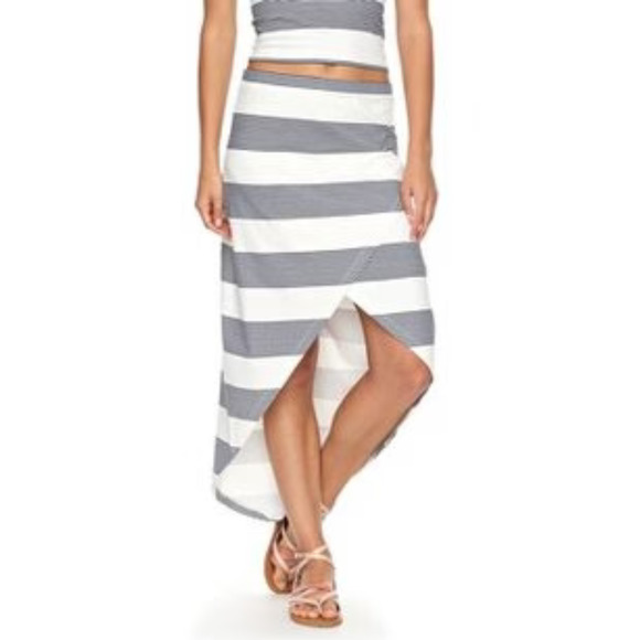 Roxy Ocean Stripe High Low Tulip Midi Skirt Size S White Blue Asymmetric Beachy - Picture 1 of 8